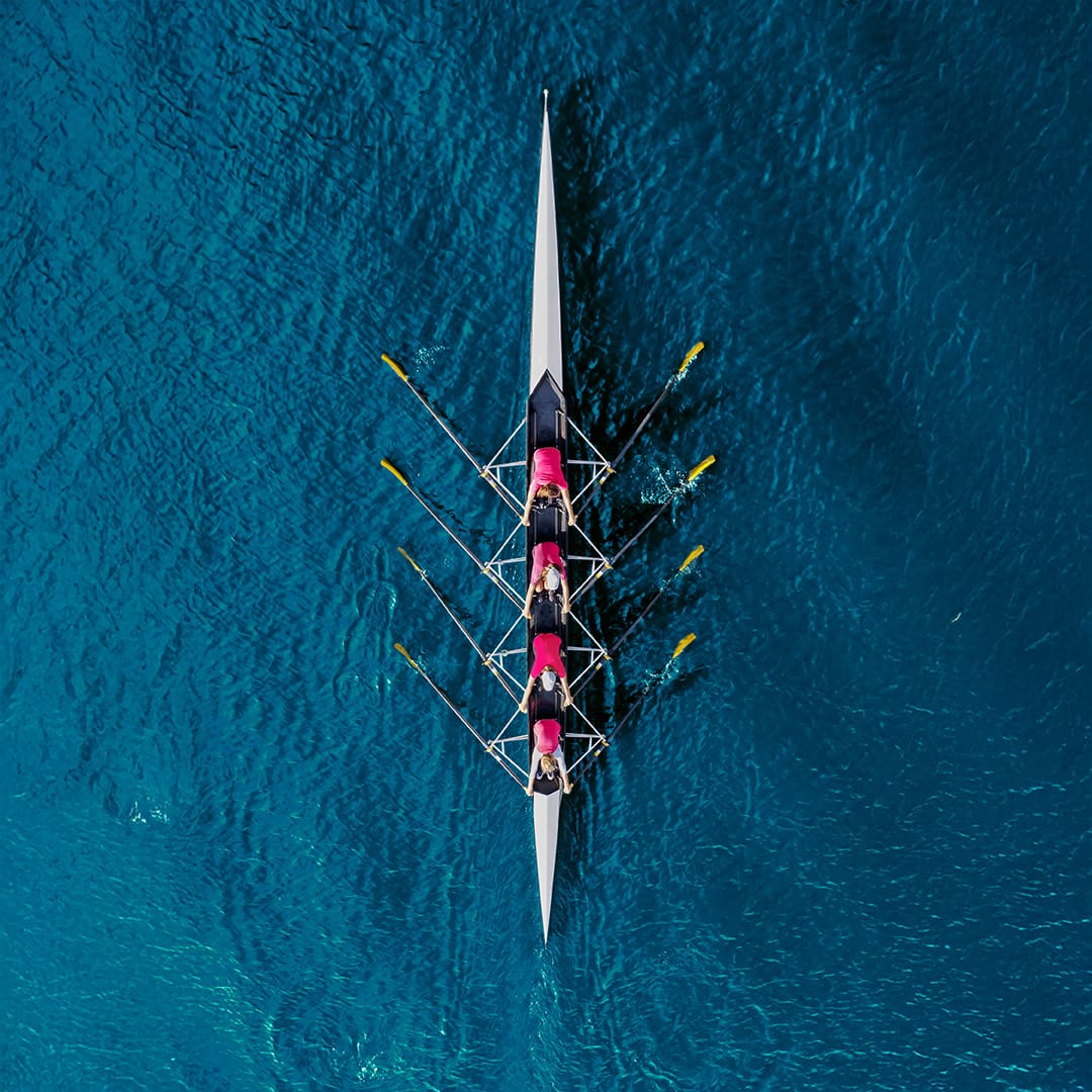 rowers representing leadership and artificial intelligence